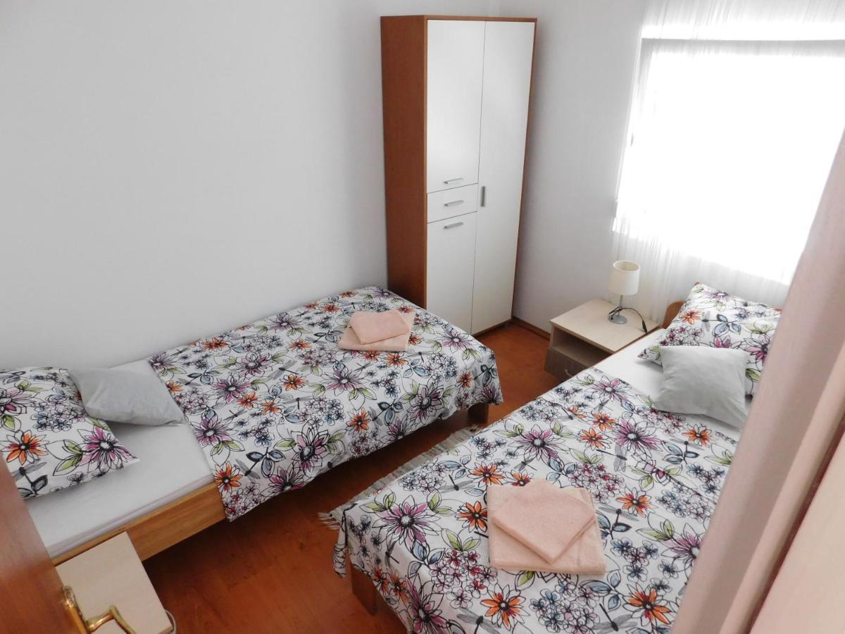 Apartmani Ruza Košljun Extérieur photo